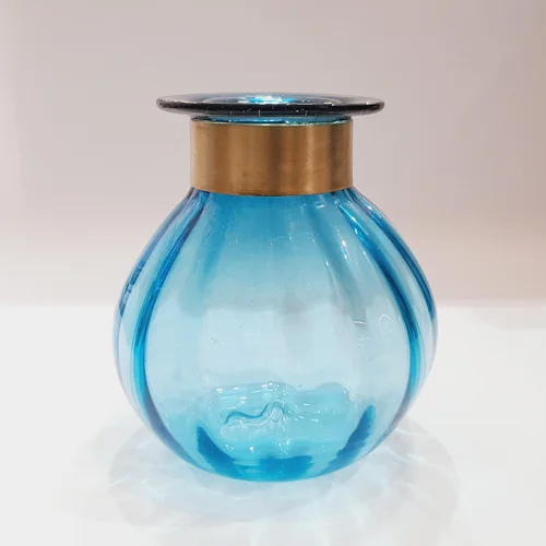 گلدان شیشه ای دستساز طوق دار متوسط آبی ۰۱