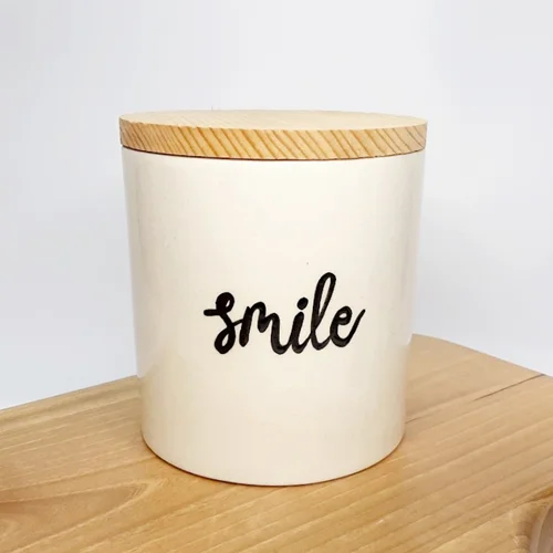 بانکه استوانه در چوبی تکست smile
