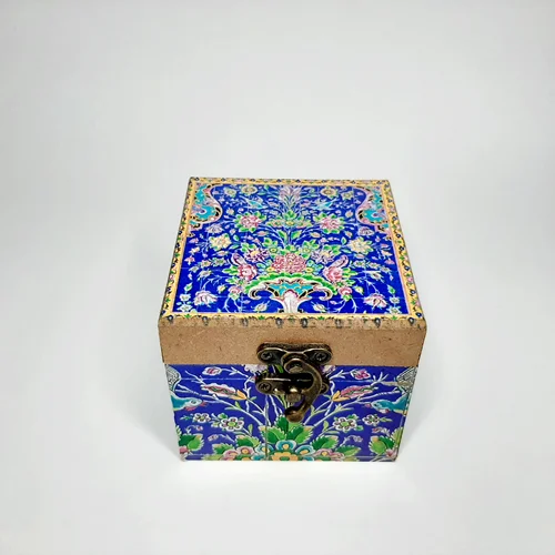 جعبه سنتی چوبی مربع ۹×۹ کدbm0۴